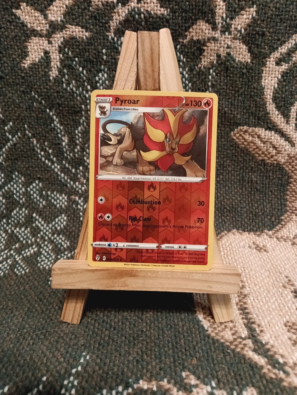 Pyroar Reverse Holo 23/203 Evolving Skies Pokemon NM
